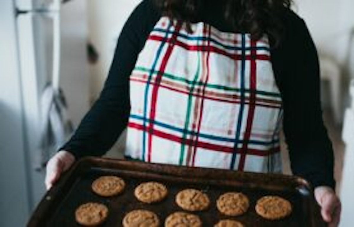 woman with cookies